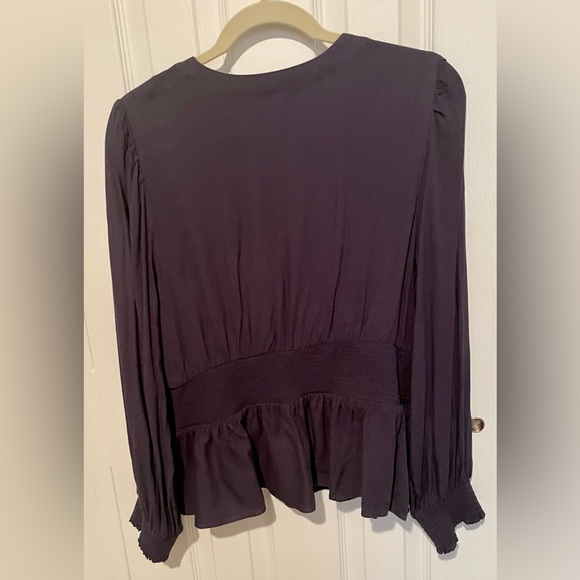 Old Navy top with pleats & gathers - Picture 5 of 7